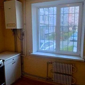 Продам 3-комнат. квартиру на Левом берегу, 5 м. АГО. Наличные.