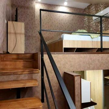 Продам двухуровневую  квартиру по ул. Богдана Хмельницкого 12-А