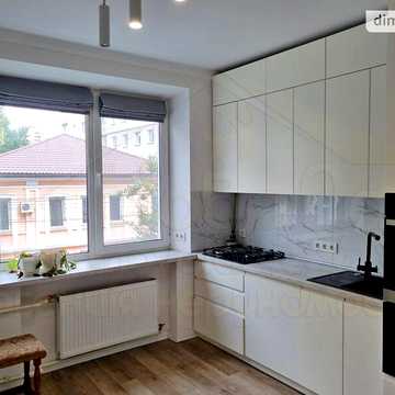 Продаж 2к Квартира П`ятницька вулиця