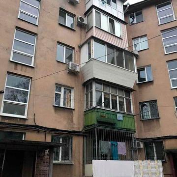 Срочно продам 2-х ком. квартиру, 57 кв. м Центр. Госпрограммы.
