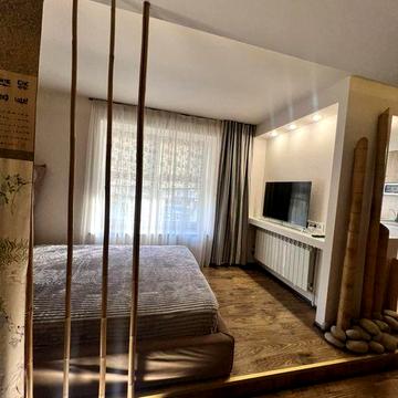 Сдам дизайнерську велику 45м2 1-но кімн кв. на Тичини 16/2