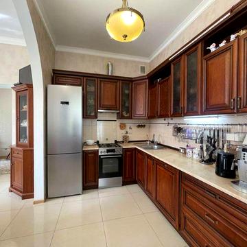 Продаж будинку на Козацькому проспекті