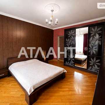 Продаж 2к Квартира Степана Бандери (Льва Толстого) вулиця