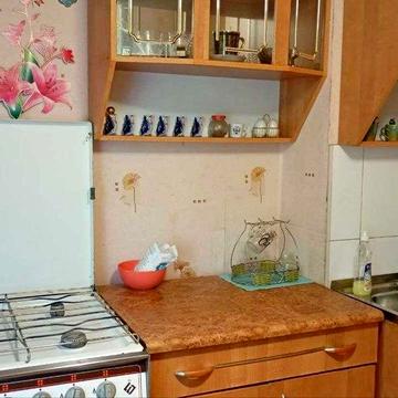 Сдам однокомнатную квартиру средний этаж, рынок Южный