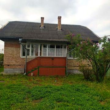 Будинок 50 соток, сад, виноградник, Корнич (3 км від Коломиї)