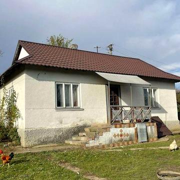 Продається будинок с.Вікняни з комінікаціями