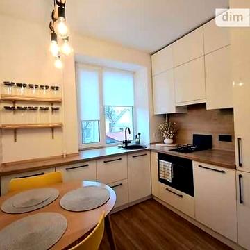 Продаж 2к квартири 45.9 кв. на Подільській • ID 3371