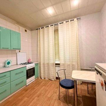 Оренда 3 кімн. квартира, 1/4, МЕБЛІ, ТЕХНІКА, ЦЕНТР - Шепетова