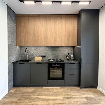 Продаж 2 кімнатної квартири з ремонтом 10 хв до центру