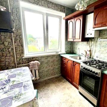Продам трьох кімнатну квартиру на Київській!