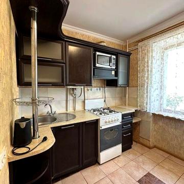Продам 2-кімнатну квартиру, район Чайки