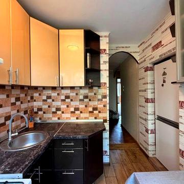 2-кімнатна квартира в районі ринку Нива, 49кв.м - ІС