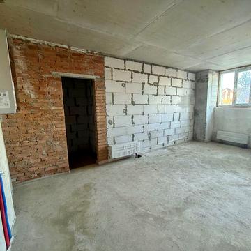 Продаж квартири в тихій локації. Мінімальне оформлення. Держпрограми ТАК