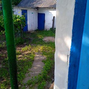 Продаж 1/2 будинку.