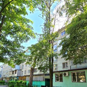 Ликвидная цена!  Черёмушки /парк Горького  В продаже 2-х комнатная квартира 42 кв.м.  Хрущёвка  5 этаж Балкон