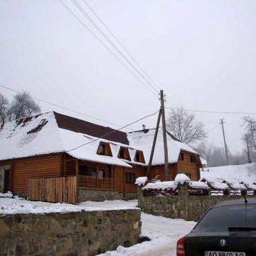 Частная усадьба «Крокус» на горнолыжном курорте «Красия»