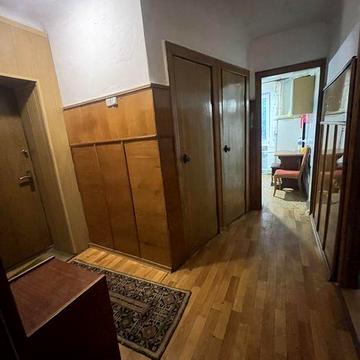 Оренда Хіміків 28