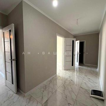 ПРОДАЖ 2 кімнатна квартира вул. Стуса, 30 з РЕМОНТОМ + кладова