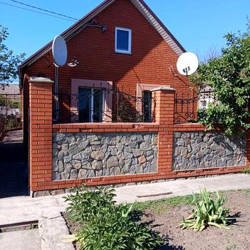 Продам дом на посёлке Димитрова, Шевченковский район. Общая площадь 115кв.