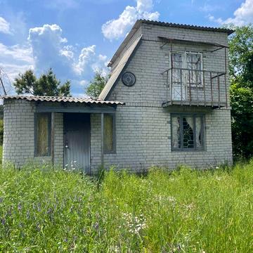 Продам дачу Кировское 46 кв.12сот.земли.Сосновый лес,река Орель.