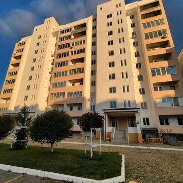Продам квартиру в Хлебодарском в новом кирпичном доме, средний этаж