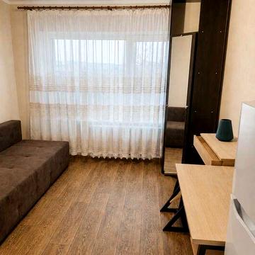 Продам квартиру-гостинку біля метро Студентська