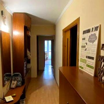 Продам 3 кімнатну квартиру