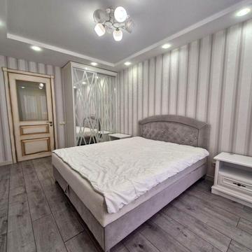 Оренда двухкімнатної квартири пр.Свободи ,2 поверх ,рн Європорту