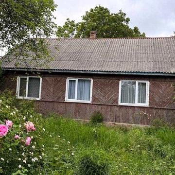 Продам будинок в селищі Володимирець