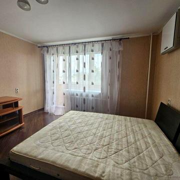 Оренда трьох кімнатна квартира в центрі