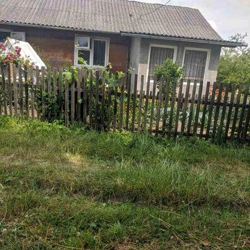 Будинок 40м з двома ділянками загальною площею 32 сотки