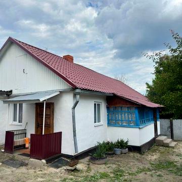 Продається хата село Радошівка