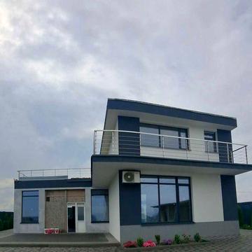 Продаж сучасного будинку 209м.кв. с. Хотів, передмісття Києва