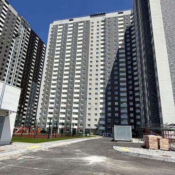 Продам 1-кімнатну квартиру в першому будинку ЖК Деснянский ЖК Деснянсикй