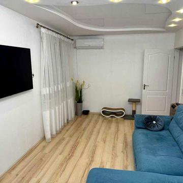 Продам 3-кімн. Петра Курінного ул. 3, 58 м.кв