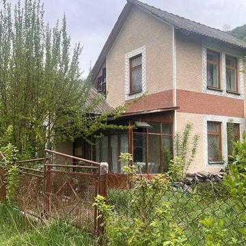 Дачний будинок з ділянкою, 2 км від м. Чортків
