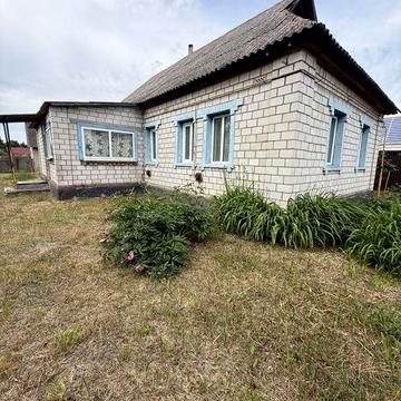 Будинок у селі неподалік Бородянки
