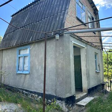 дача гідросила під житло з водою