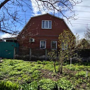 Продаж окремого будинку на Роменській