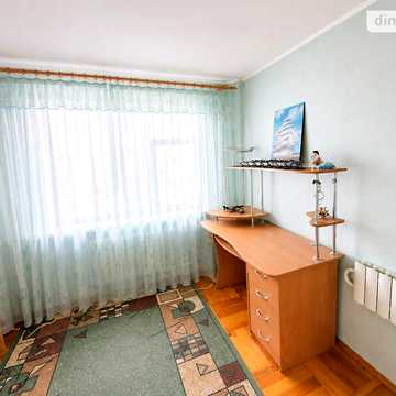 Продаж 2к Квартира Світла вулиця