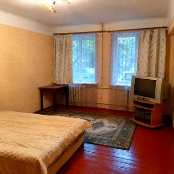 Продаж 2 кімнатної квартири Центр вул.Міщенка №40