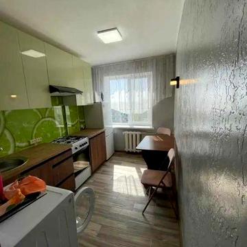 Продам 2к квартиру на ж/м Тополь-2, 27