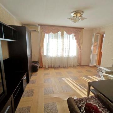 Трикімнатна квартира Святошинський Леся Курбаса 1б