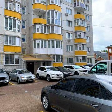 Продаж 2-х кімн. квартири 60 кв.м з індивідуальним опаленням район ТРЦ"Hollywood"