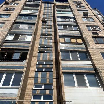 ул. Кривбассовская 56 продажа Большой квартиры с АГО - четыре комнаты с холлом и кухня со столовой общ. пл. 100 м2