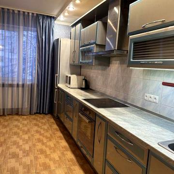 Сдам 3-х квартиру на пр. Науки,54б