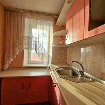Продам 1-кімнатну квартиру на Таїрова з видом моря  вул. Ільфа і Петрова (район Сімї Глодан)