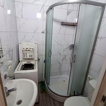 Терміново здається 1 км квартира р-н Майдану, вільна, ключі!
