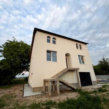 Будинок з ділянкою 15 сотих