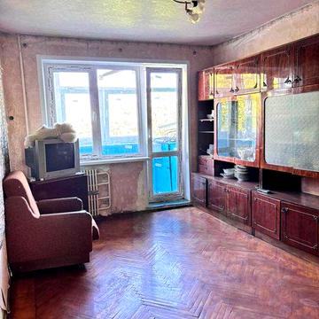 Продам 2-комнатную квартиру на Салтовке.